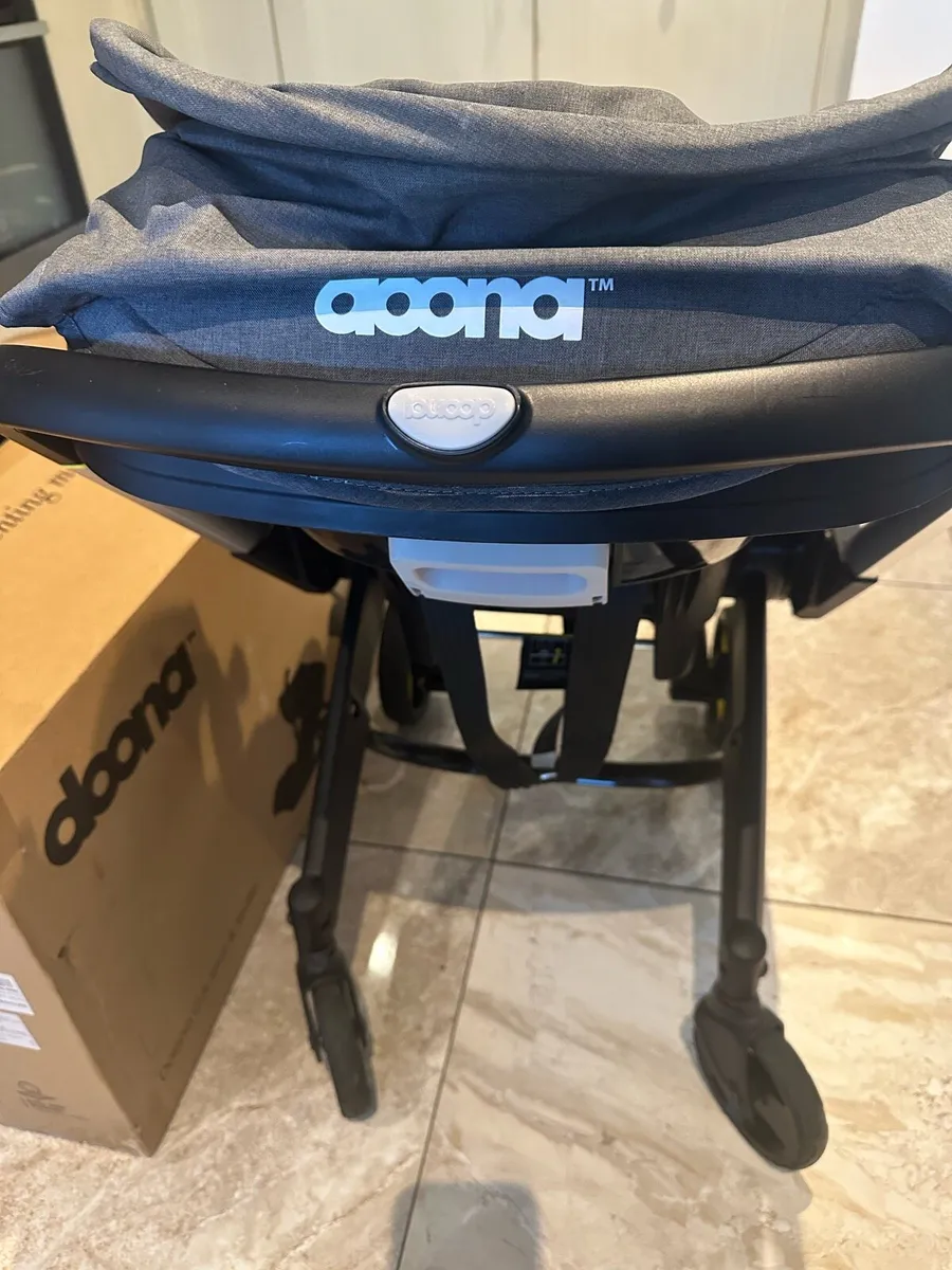 DOONA 2IN1 STROLLER (CAR SEAT) - Image 2