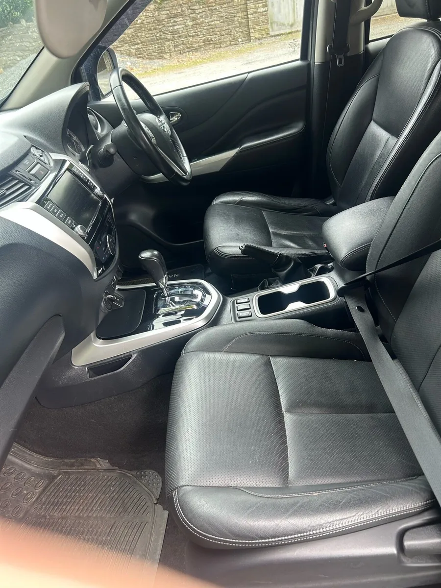 201 Nissan Navara 2.3 DCI *BRAND NEW DOE* - Image 3