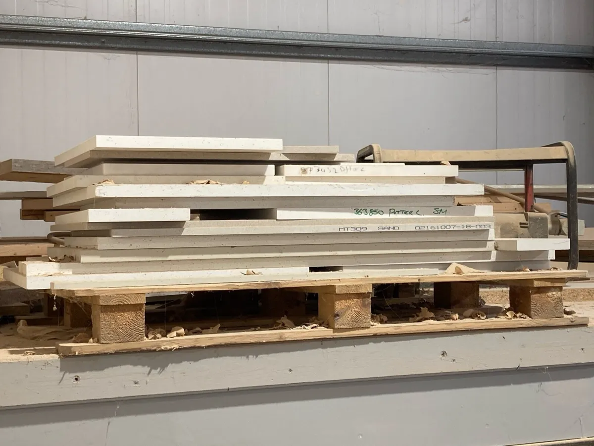 Minerva worktop off cuts - Image 1