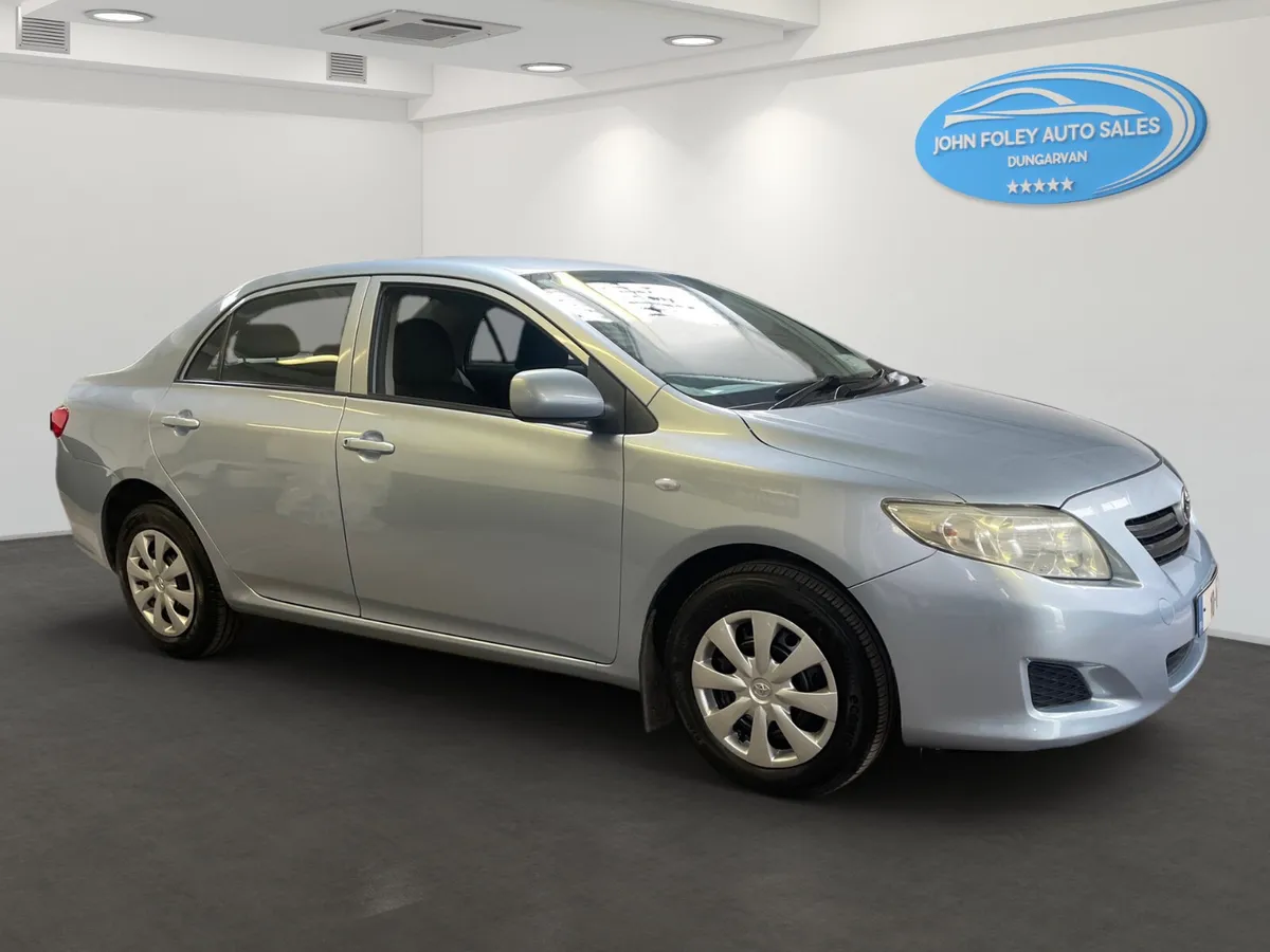2010 -Toyota Corrolla-1.4 Saloon petrol - Image 2