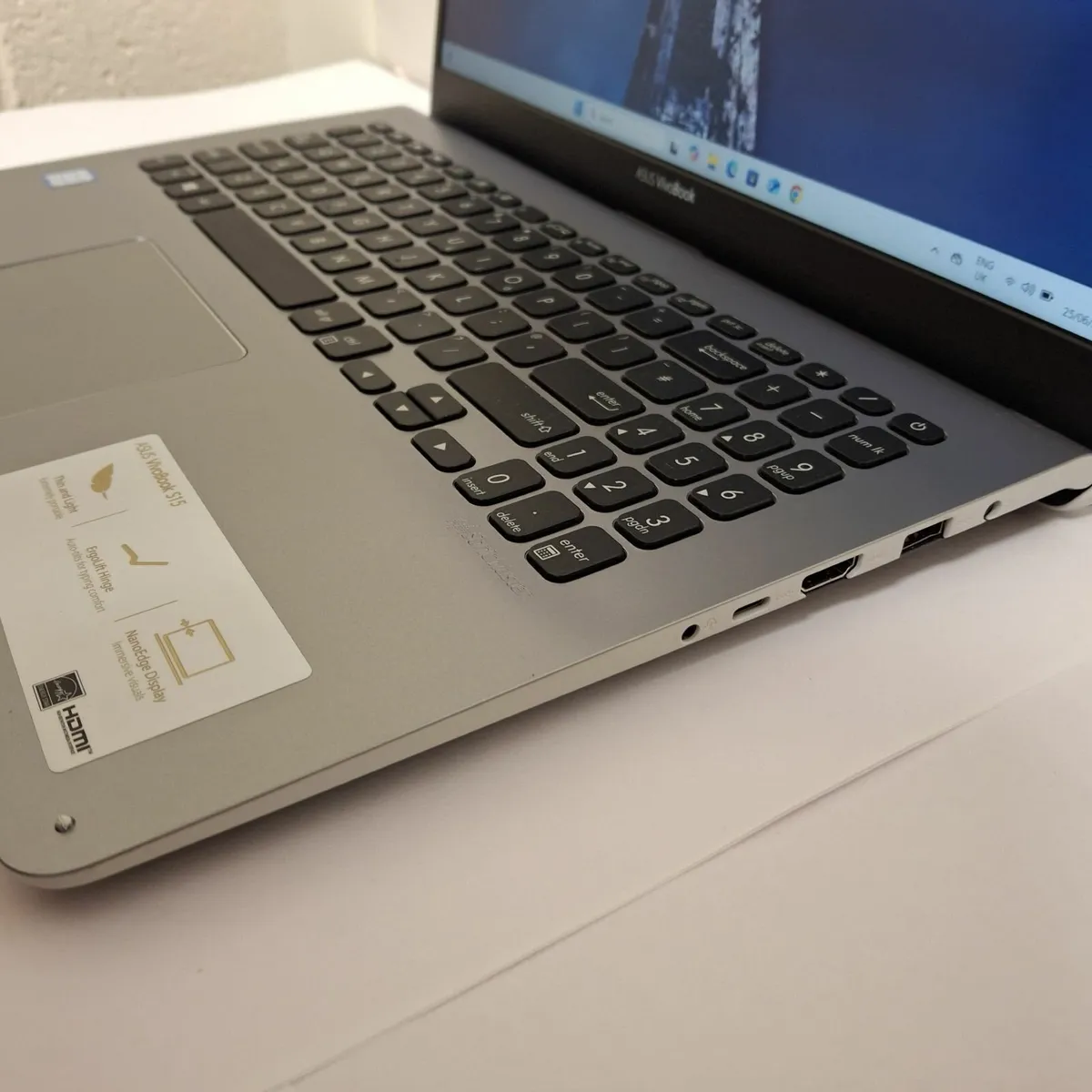 ASUS VivoBook S15 i5-8265U (8th Gen) - Image 4