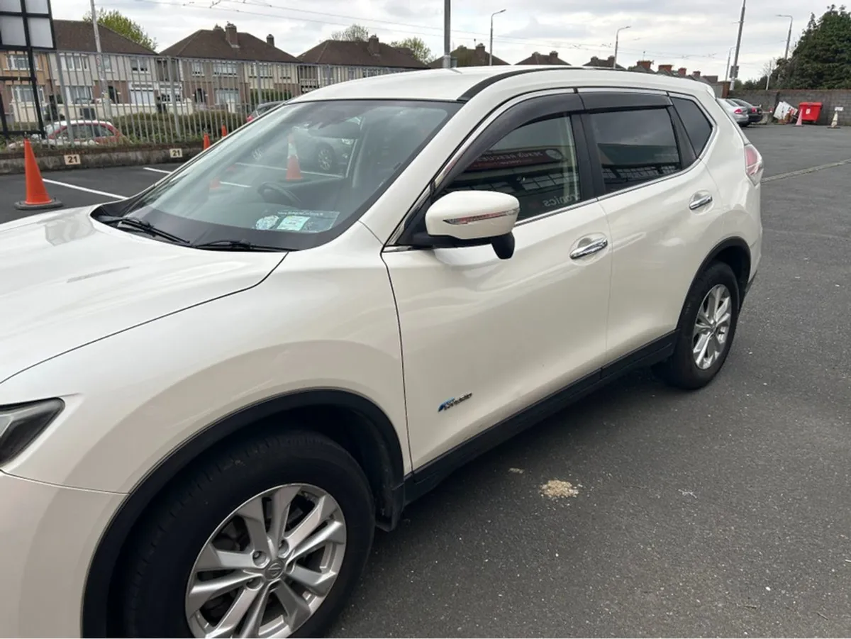 Nissan X-Trail Automatic///only 105000KLMS///PETR - Image 3