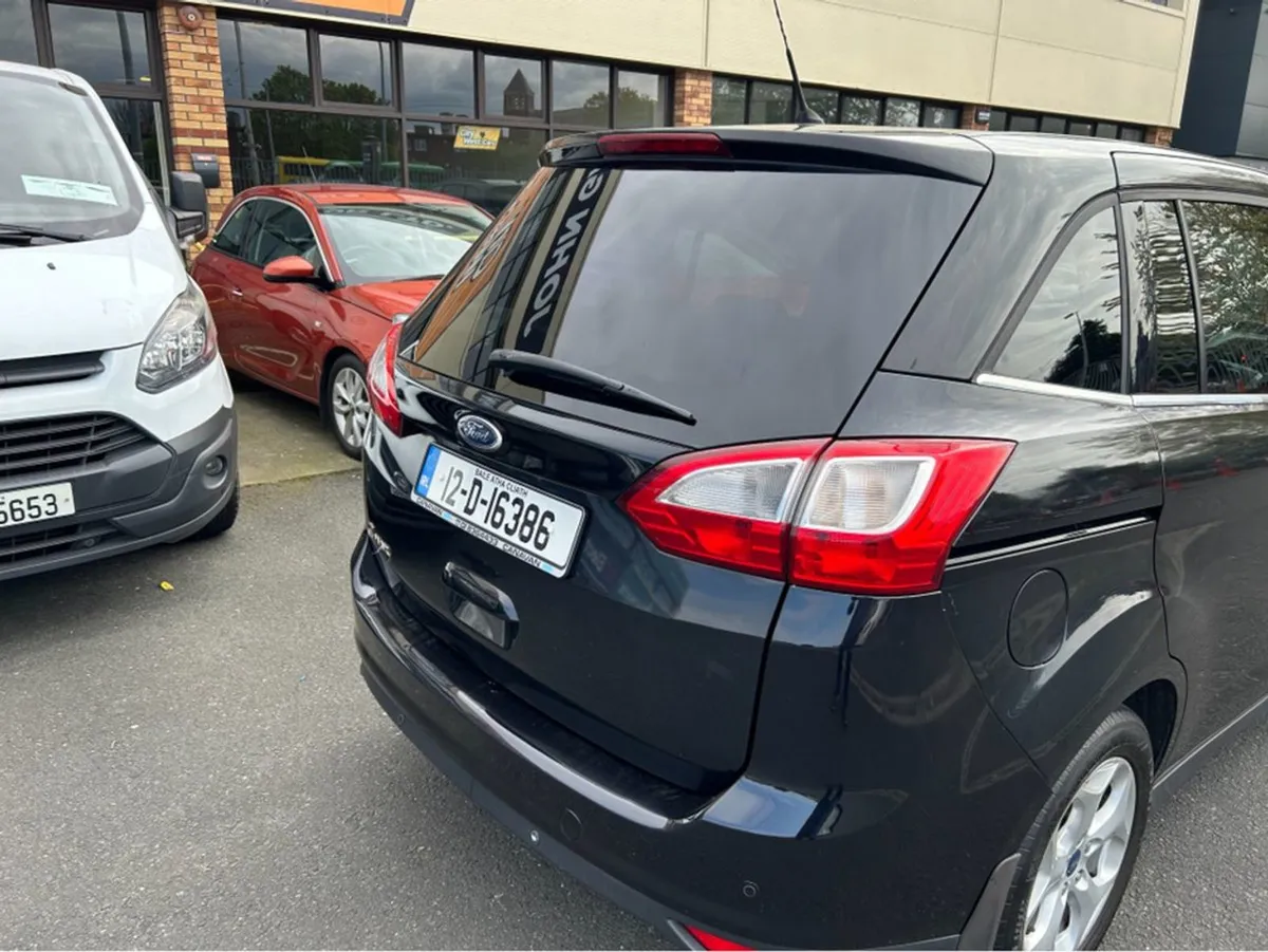 Ford Grand C-Max 7 Seater//only 98000KLMS //1 Own - Image 4