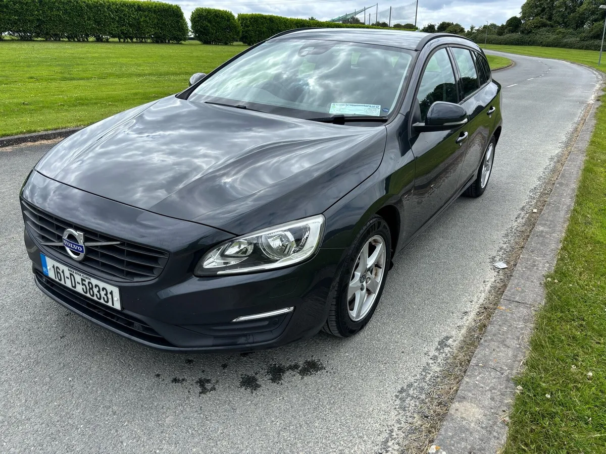 2016 Volvo V60 - Image 2