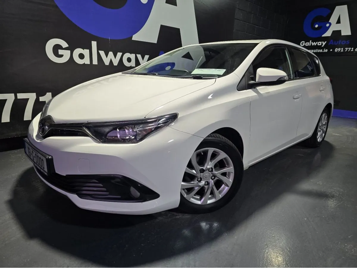 Toyota Auris 1.6 D4d-rear Camera Model-fully Serv - Image 2