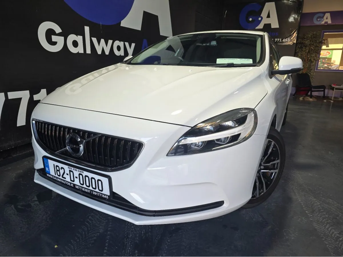Volvo V40 2.0 D Momentum Nav-fully Serviced - Image 1