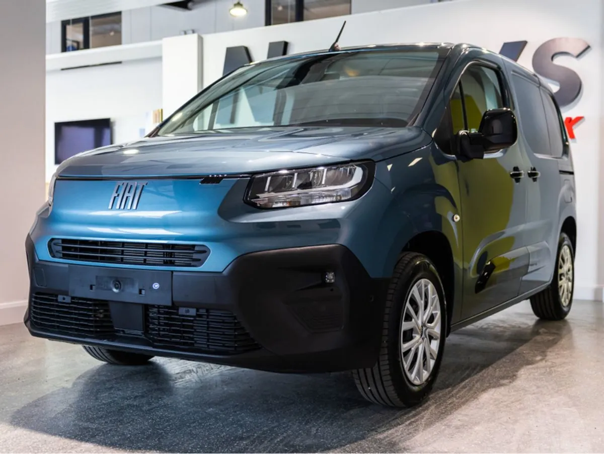 Fiat Doblo Cargo Tecnico Plus - Image 3