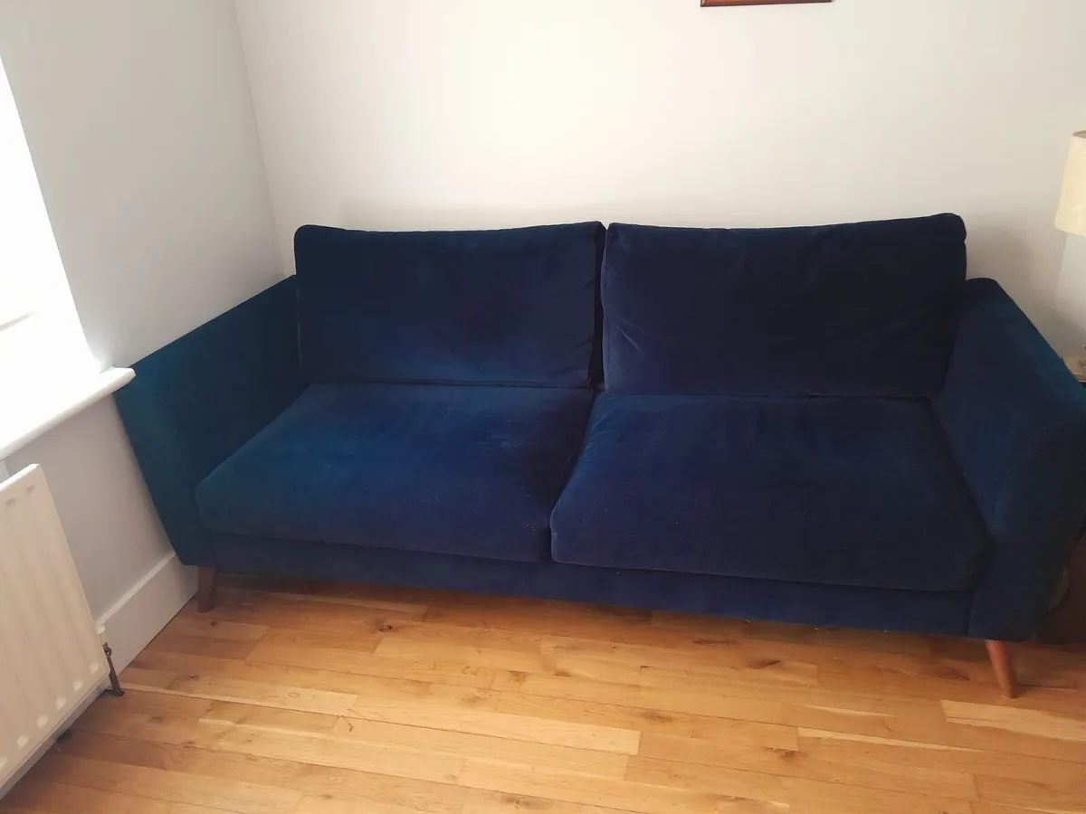 Couch - Image 1