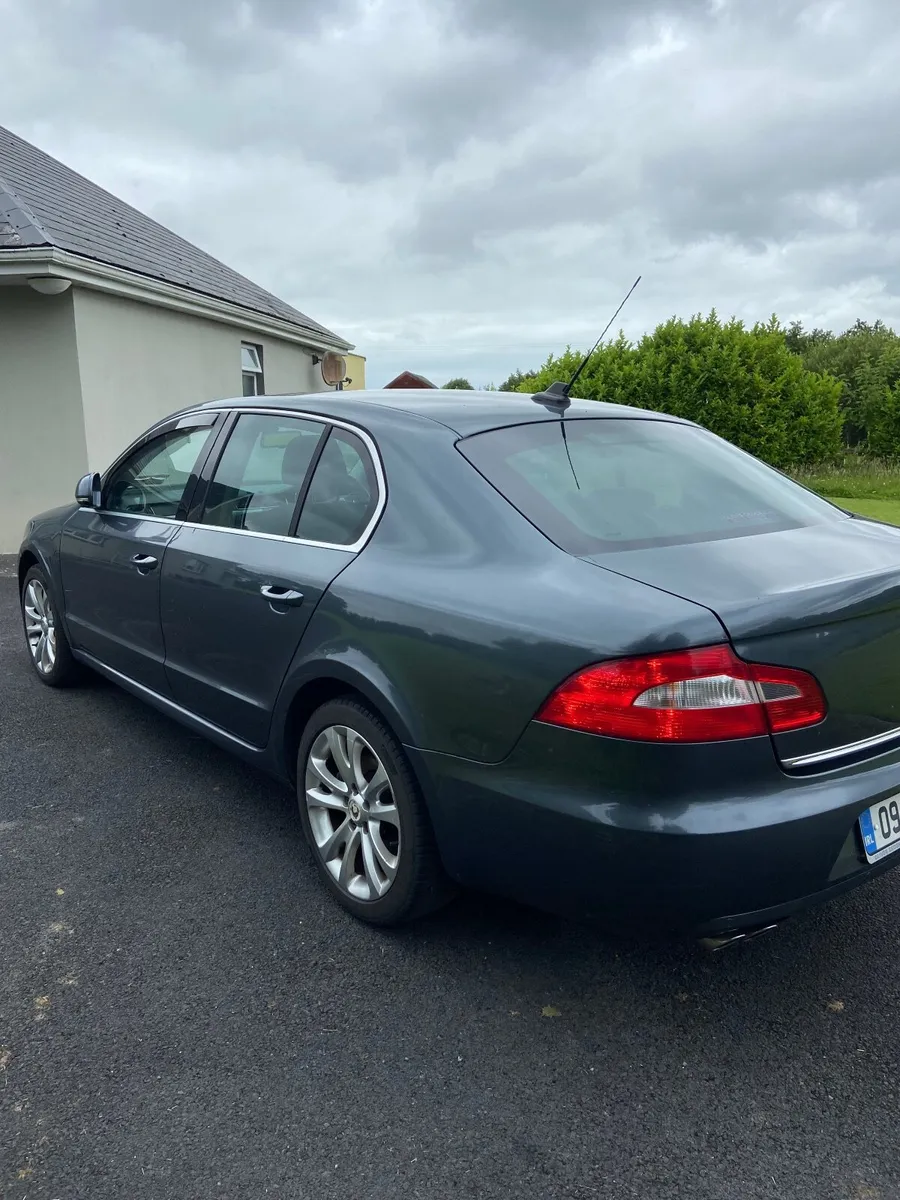 Skoda Superb 2009 - Image 3