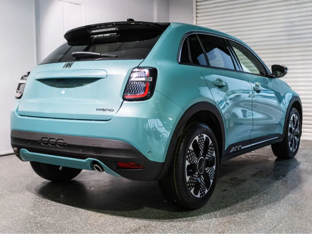 Fiat 600 Hybrid 1.2 100HP LA Prima - Image 4