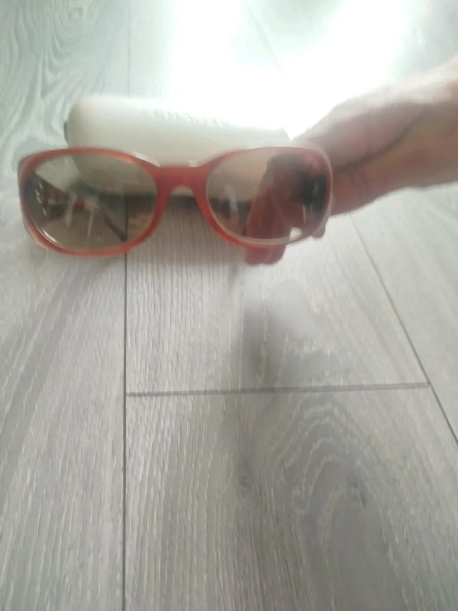 womens genuine vintage chanel sunglasses - Image 1