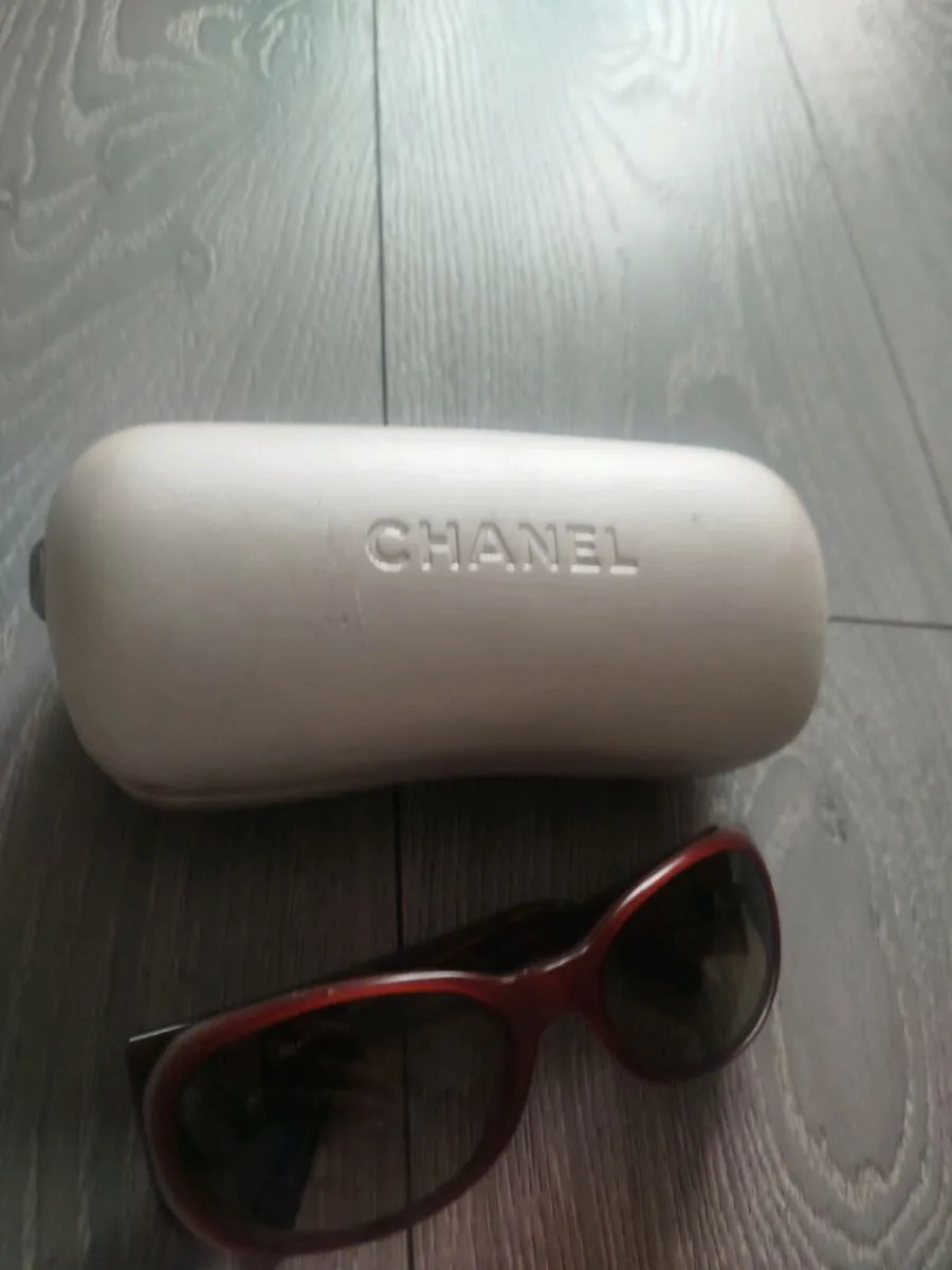 womens genuine vintage chanel sunglasses - Image 2