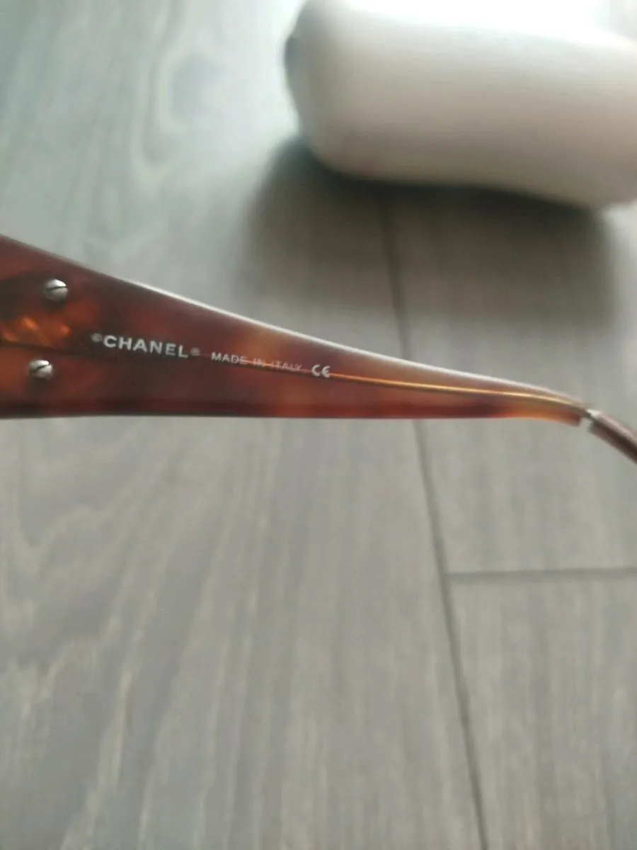 womens genuine vintage chanel sunglasses - Image 4