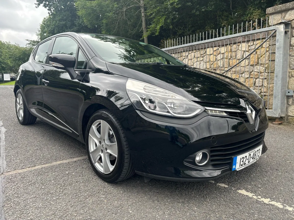 132 RENAULT CLIO NCT 07/26 - Image 2