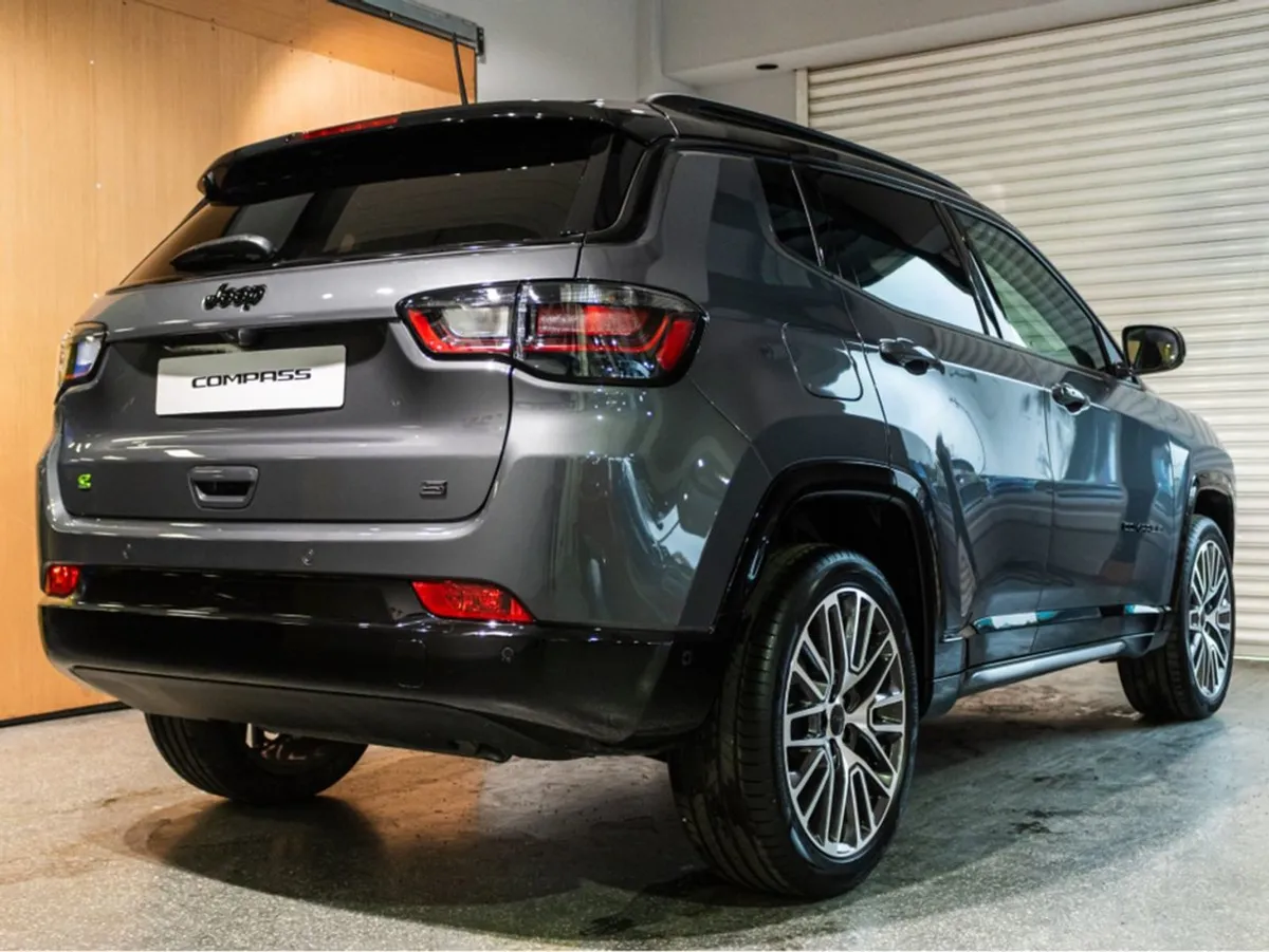 Jeep Compass Summit 1.5 Mhev 130HP - Image 4