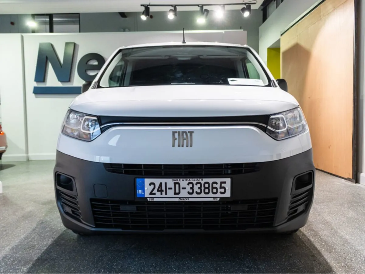 Fiat Doblo MCA SWB 1.5 100HP 650KG 4DR - Image 2