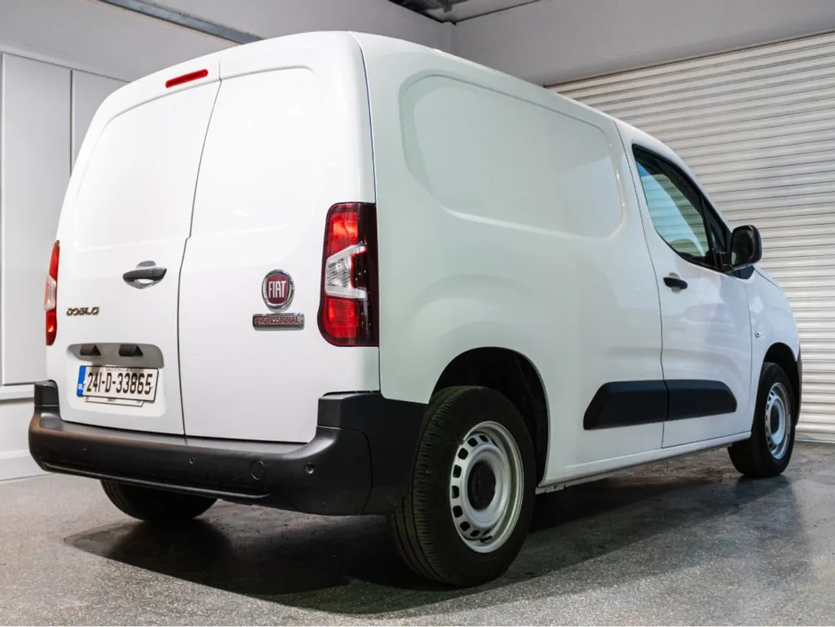 Fiat Doblo MCA SWB 1.5 100HP 650KG 4DR - Image 4