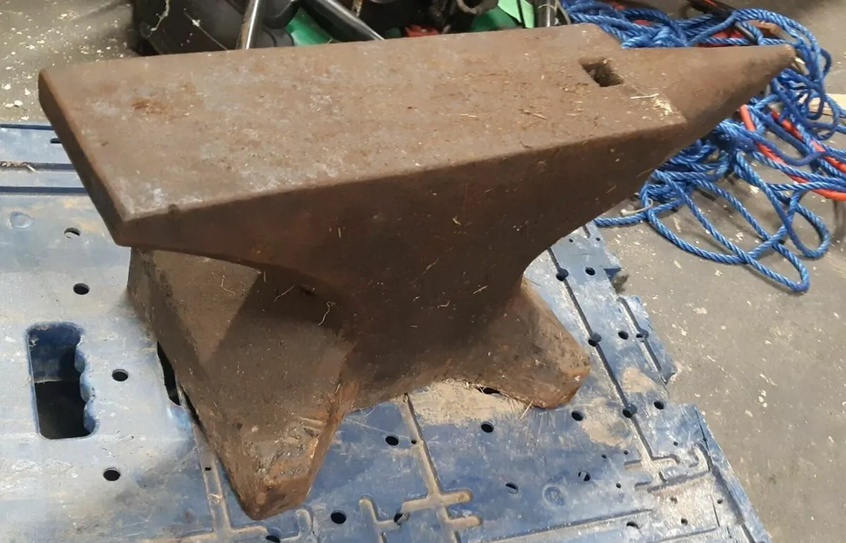 Big Blacksmith Anvil - Image 2