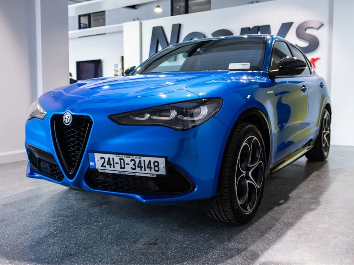 Alfa Romeo Stelvio Veloce 2.2 AWD 5DR Auto - Image 3
