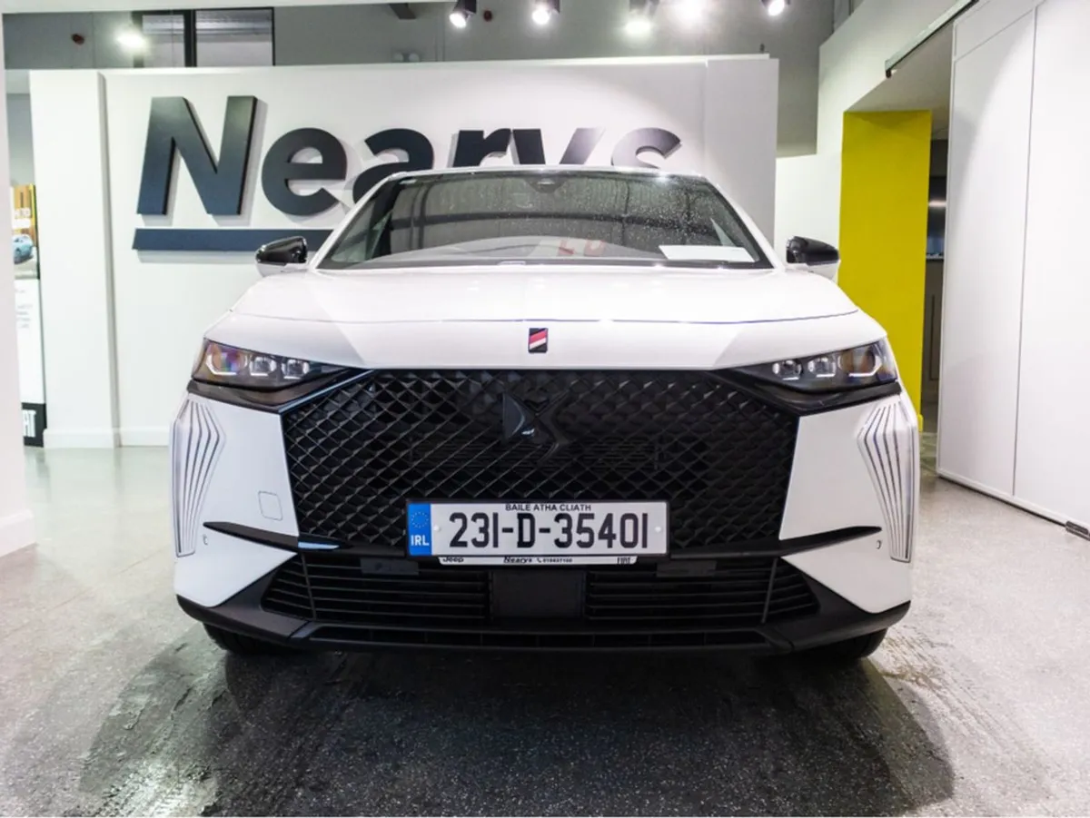DS Automobiles DS 7 Performance Line E-tense 2 22 - Image 2