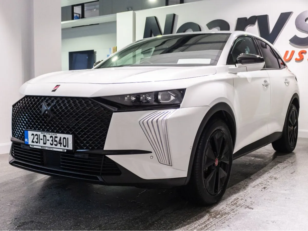 DS Automobiles DS 7 Performance Line E-tense 2 22 - Image 3
