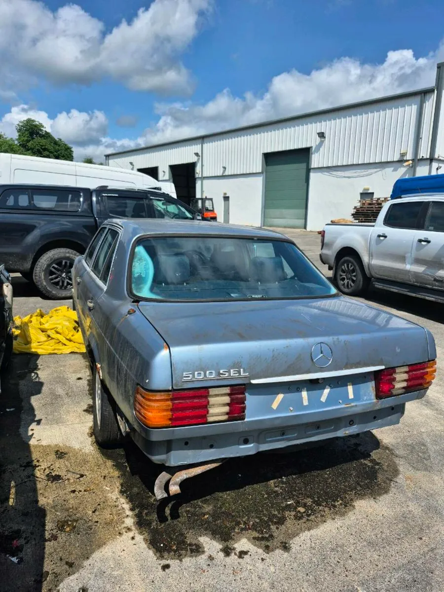 Mercedes W126 2x + 5 wheels with new tyres - Image 2