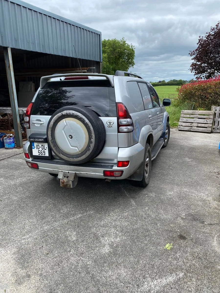 Toyota Land Cruiser 2010 - Image 2