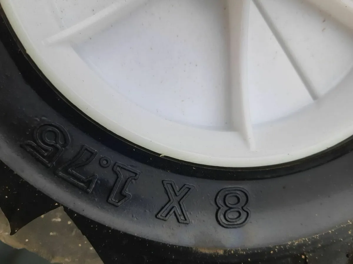 Lawn mower wheels - Image 2