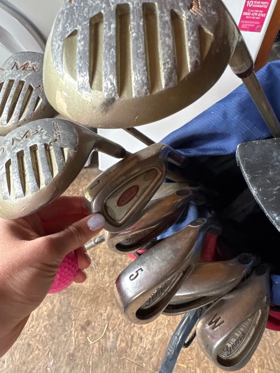 Beginners ladies set of golf clubs - Image 4