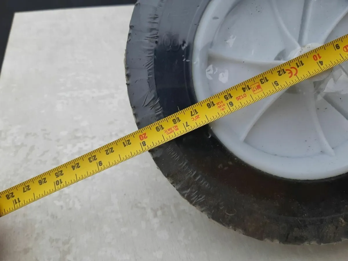Lawn mower wheels - Image 3
