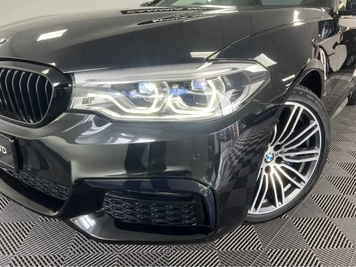 BMW 5 Series  bmw 530e   petrol Plug IN Hybrid - Image 3