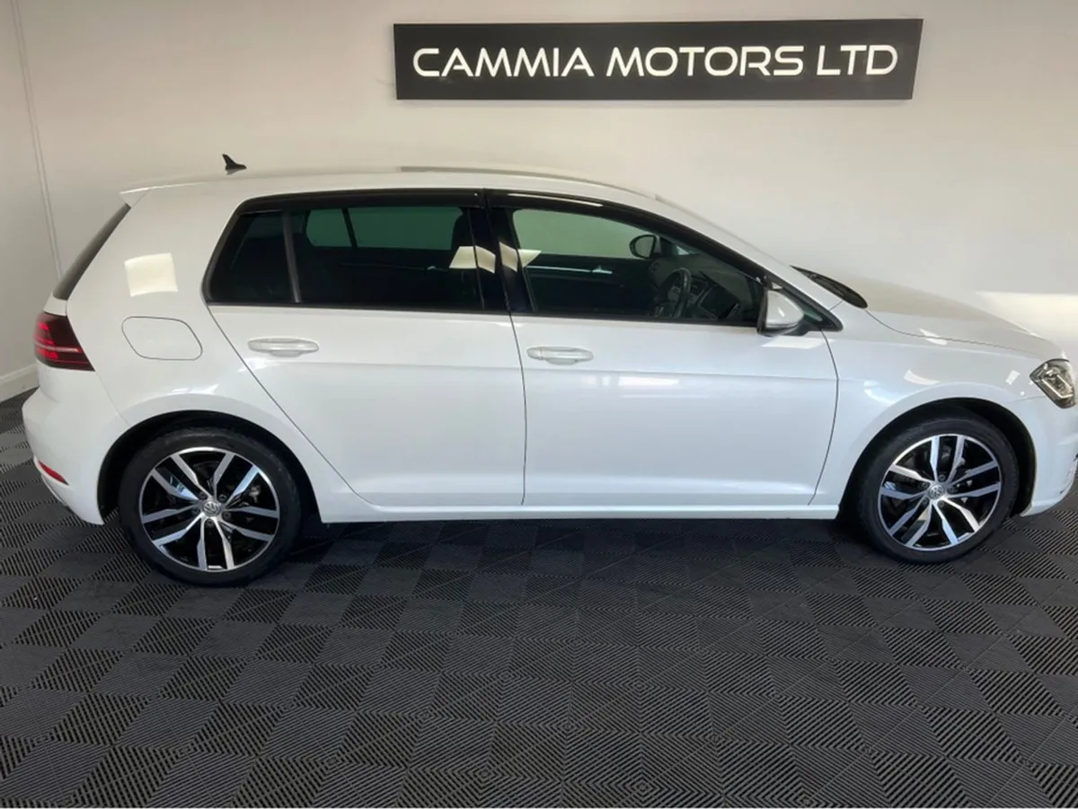 Volkswagen Golf  volkswagen Golf   1.4 Petrol   p - Image 3