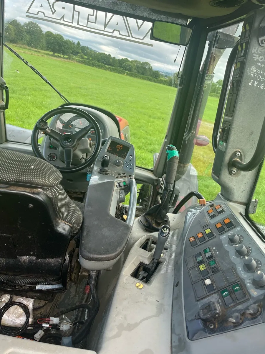 Valtra T161 - Image 2