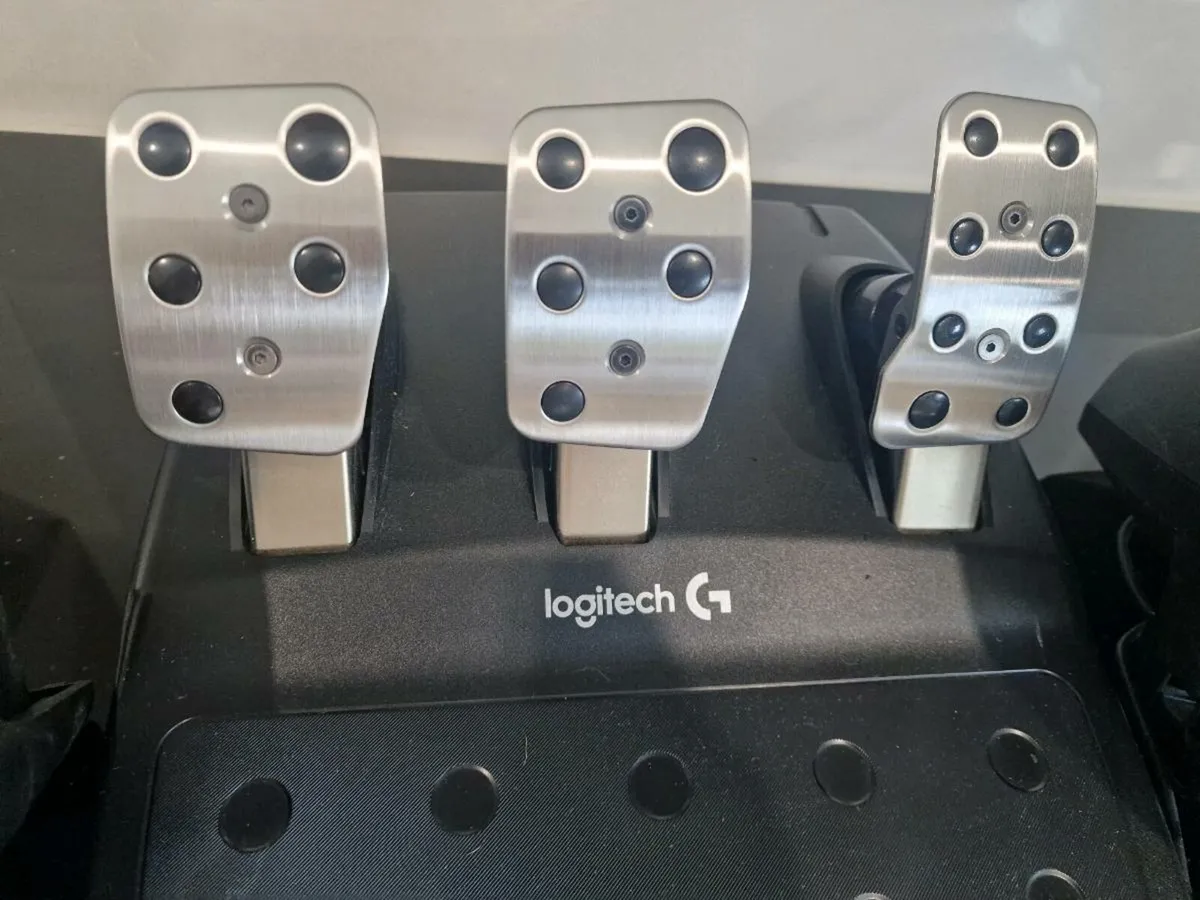 Logitech G29 Driving Force with shifter - Image 3