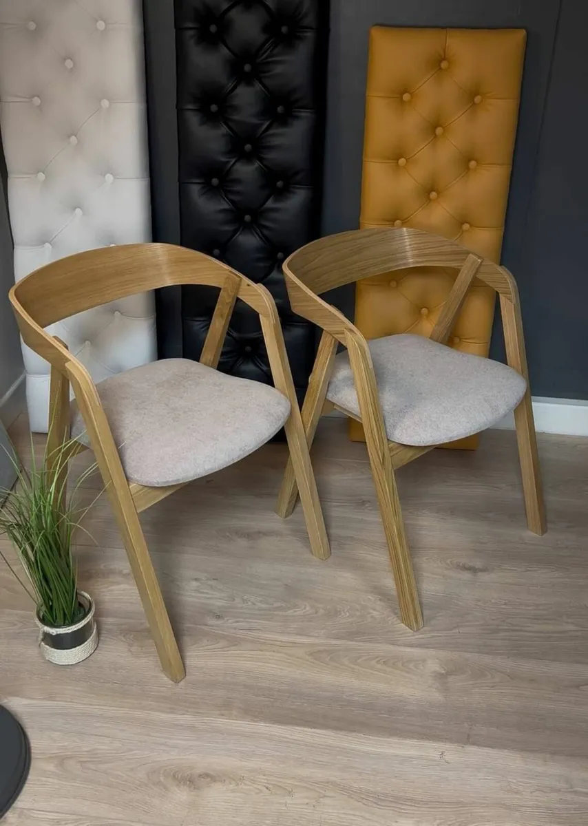 Scandinavian oak chair set of 4 - Image 1