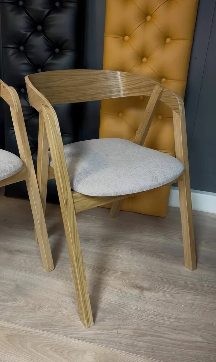 Scandinavian oak chair set of 4 - Image 2