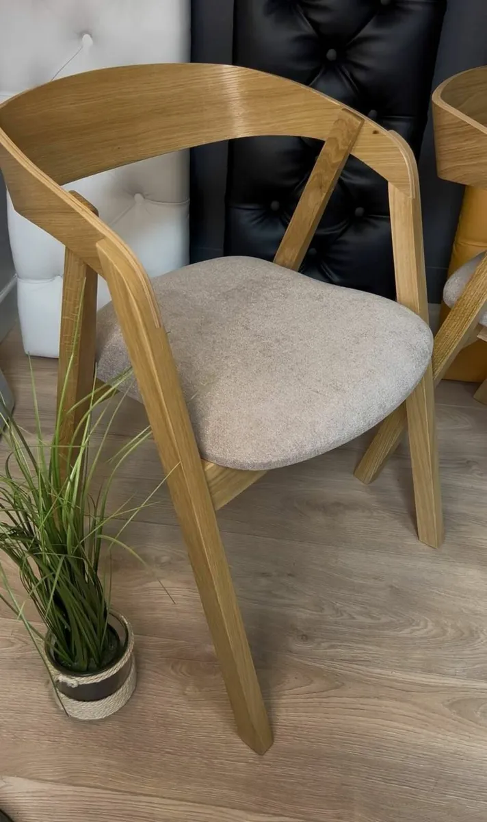 Scandinavian oak chair set of 4 - Image 3
