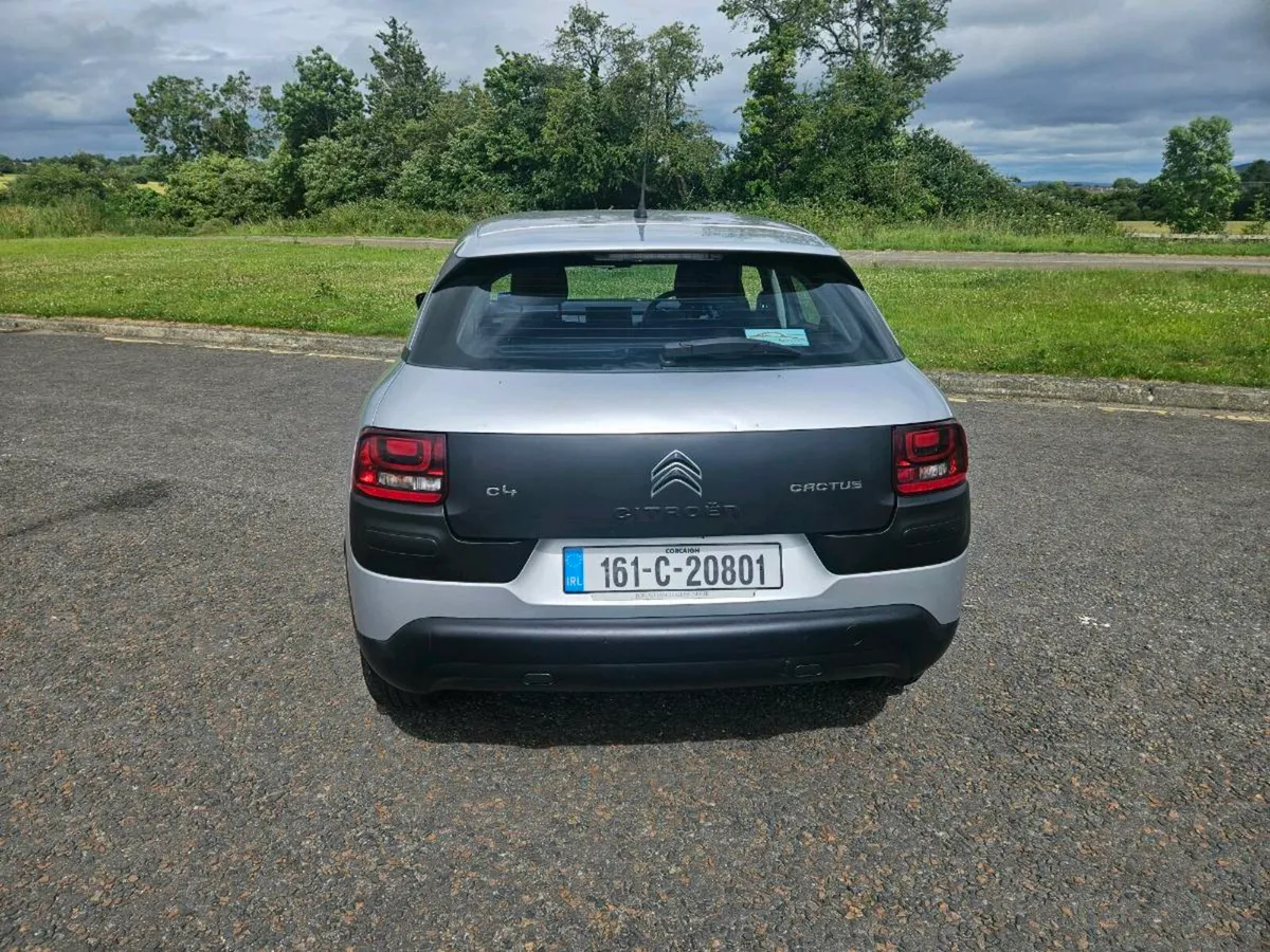 16 Citroën c4 cactus 1 owner look - Image 3