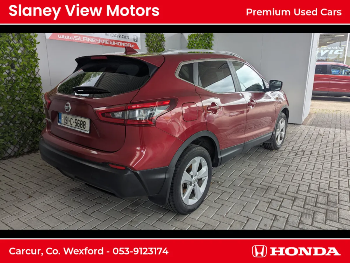 Nissan Qashqai 1.5 SV 18 4DR - Image 2