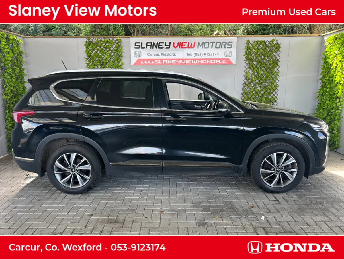 Hyundai Santa Fe 4WD EXECUTIVE PLUS 5DR 7 SEATER - Image 1
