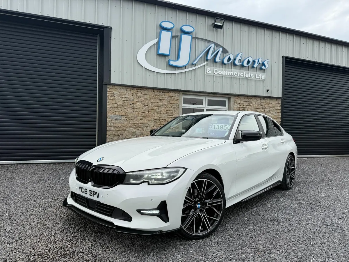 '19 BMW 320D SE STEP FULLY KITTED - Image 3