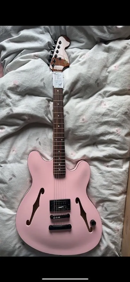 Tom DeLonge Signature Series Fender Starcaster - Image 3