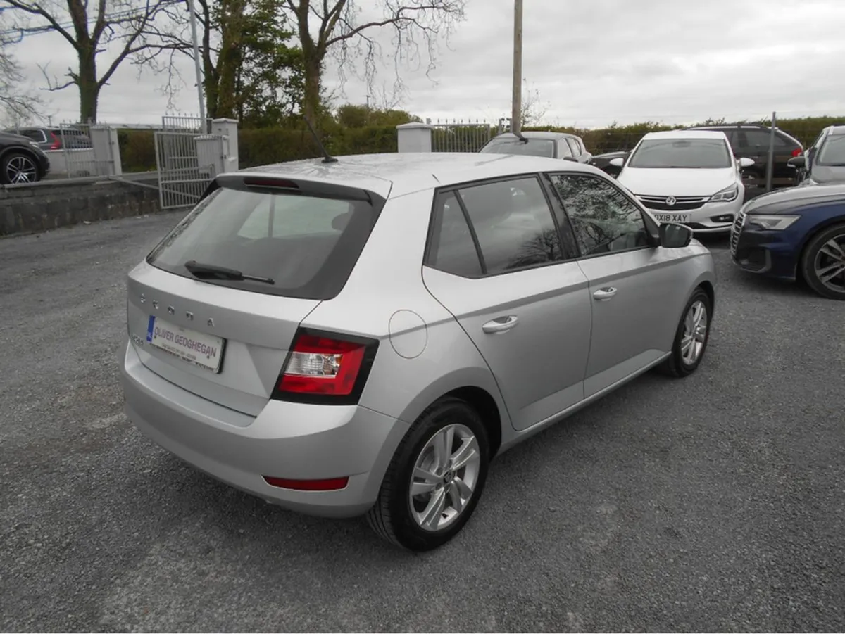 Skoda Fabia Ambition 1.0 MPI - Image 2