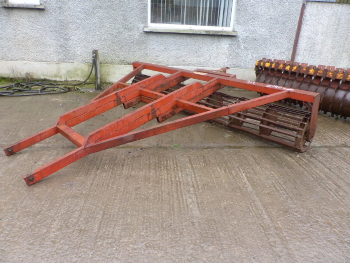 Crumbler Roller - Image 1