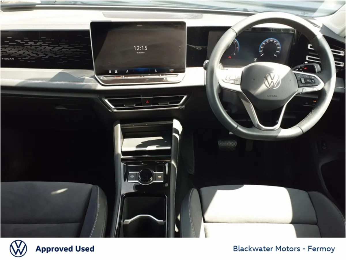 Volkswagen Tiguan 2.0TDI 150BHP ELEGANCE AUTOMATIC - Image 3