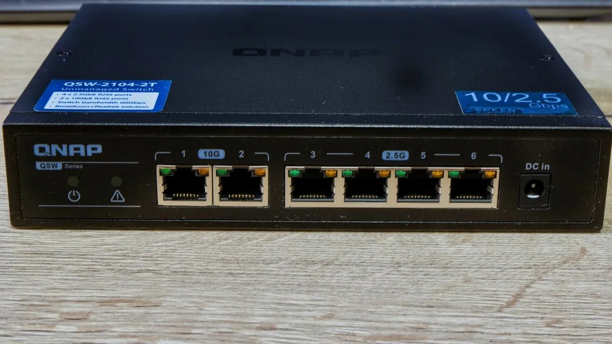 Qnap 10GB network switch - Image 1