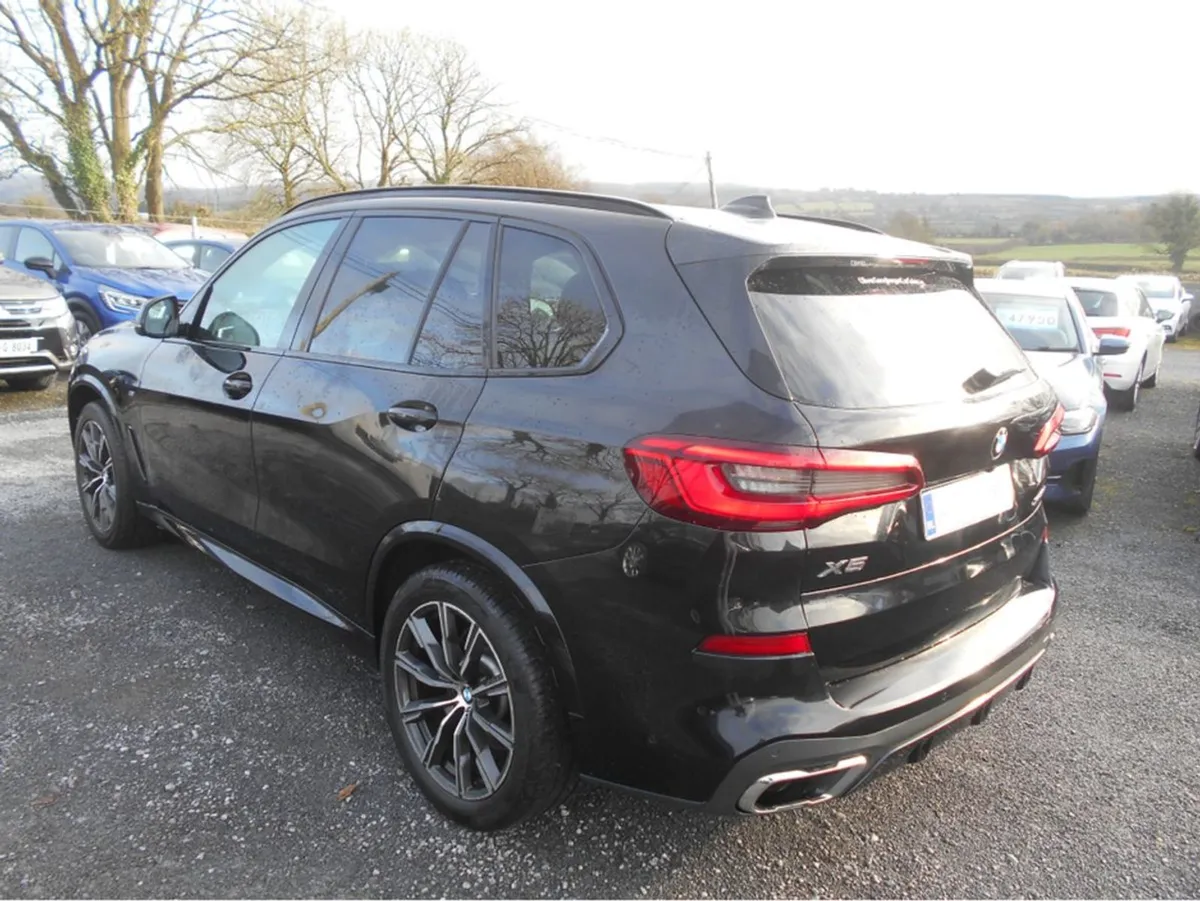 BMW X5 (5 Seat N1 Crewcab) Xdrive 30D M Sport - Image 3