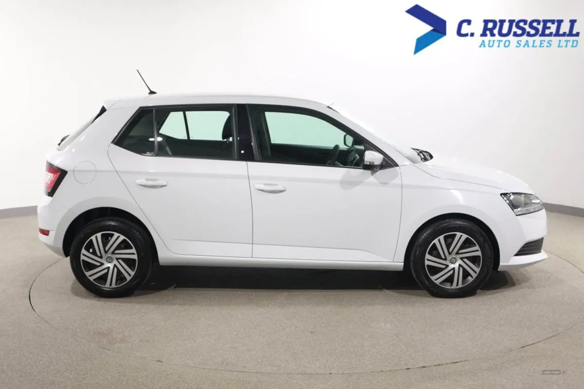 Skoda Fabia Hatchback - Image 4