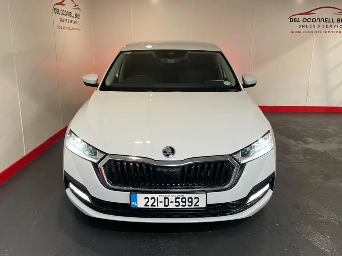 Skoda Octavia AMBITION 2.0 TDI 115HP 5DR - Image 3