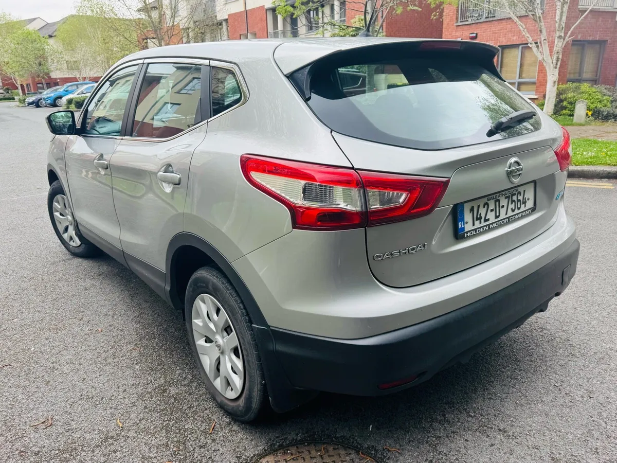 Nissan Qashqai Diesel Mint Condition Quick Sale 🔥 - Image 4